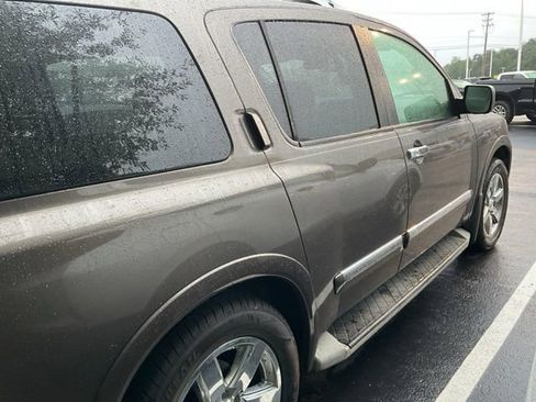 Used 2014 Nissan Armada Platinum w/ 2nd Row Captain Seat Package RWD image 5