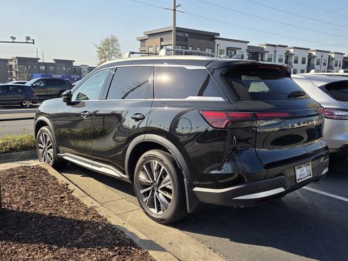 Certified 2026 INFINITI QX60 Luxe w/ Family Package image 2