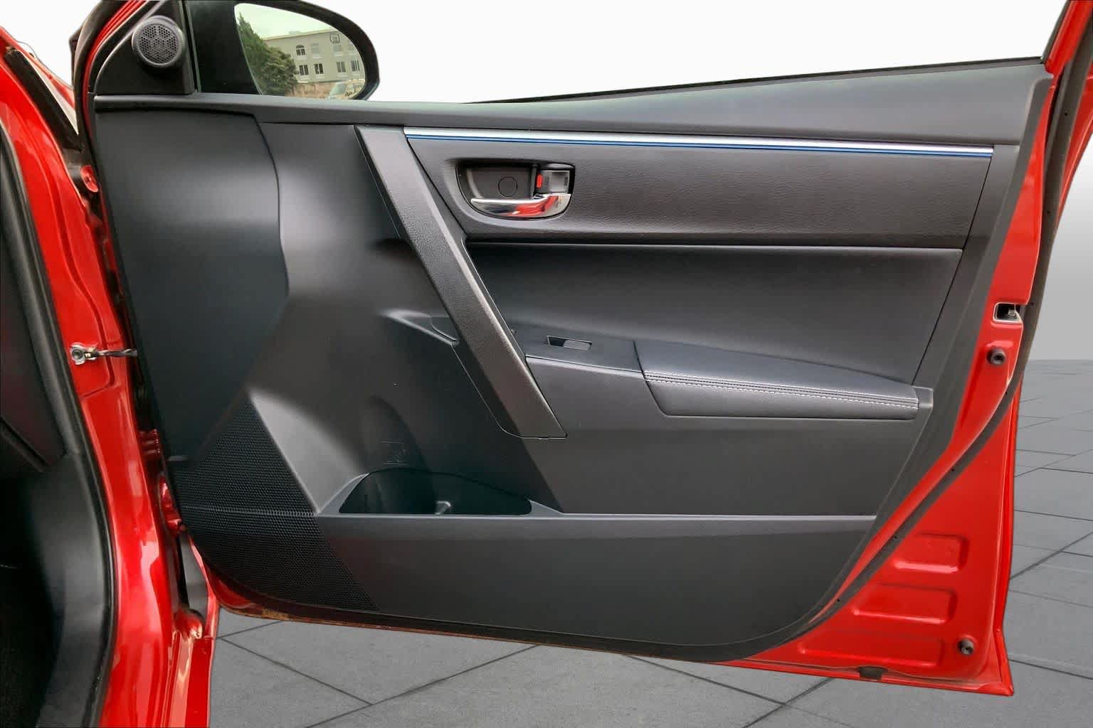 Used 2016 Toyota Corolla S w/ Driver Convenience Package FWD image 23