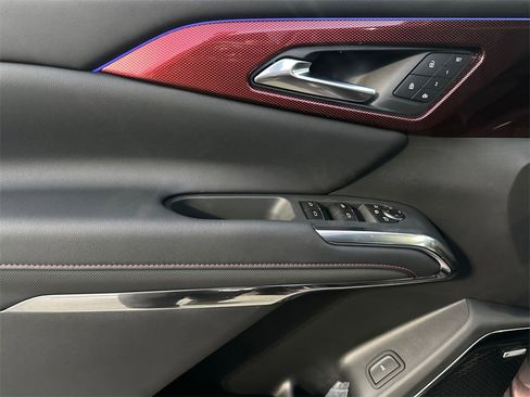 New 2026 Chevrolet Traverse RS image 11