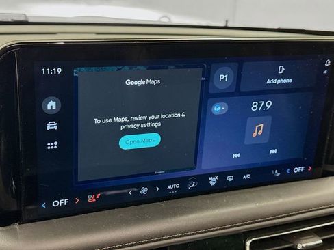 Used 2025 Lincoln Aviator AWD image 15