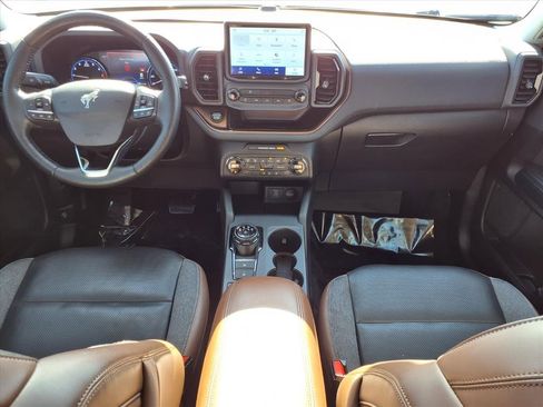 Used 2021 Ford Bronco Sport Outer Banks image 9