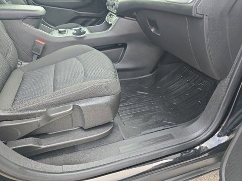 Used 2023 GMC Terrain SLE w/ Driver Convenience Package image 48