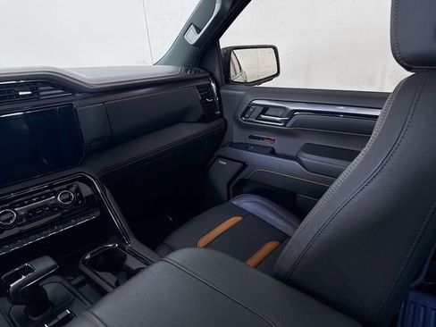 Used 2024 GMC Sierra 1500 AT4 w/ AT4 Preferred Package image 27