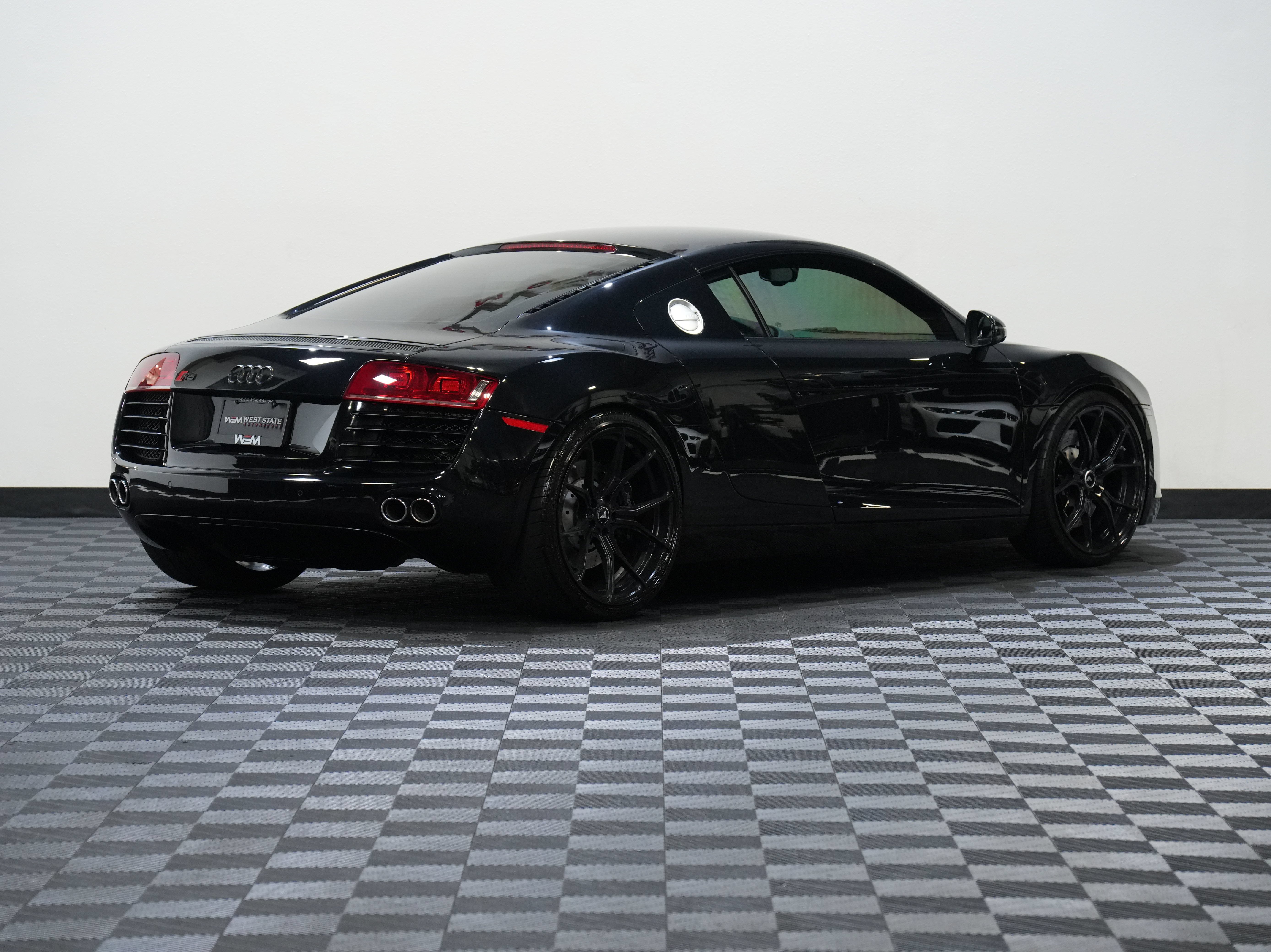 Used 2011 Audi R8 V8 AWD/4WD image 6