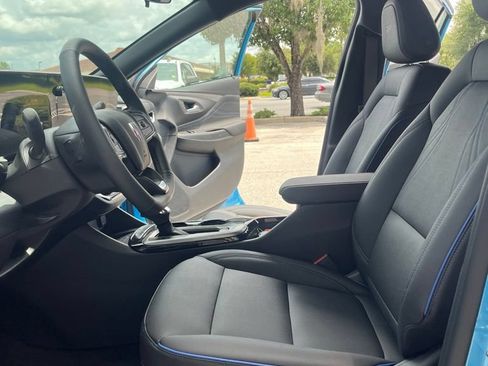 Used 2025 Buick Envista Sport Touring w/ Convenience I Package FWD image 20