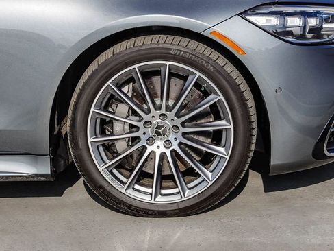 Used 2025 Mercedes-Benz S 580 4MATIC Sedan image 11