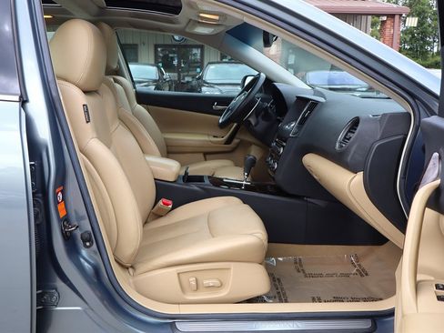 Used 2009 Nissan Maxima 3.5 SV w/ Premium Pkg FWD image 17