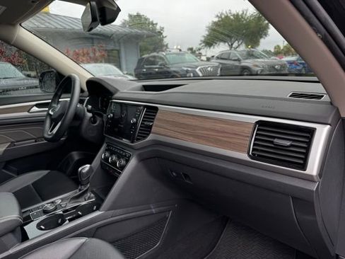 Used 2022 Volkswagen Atlas SEL AWD/4WD image 10