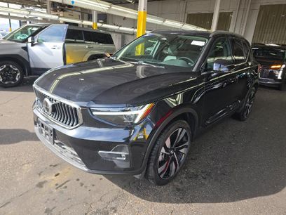 Used 2025 Volvo XC40 B5 Ultra