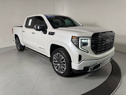 Used 2024 GMC Sierra 1500 Denali Ultimate AWD/4WD image 7