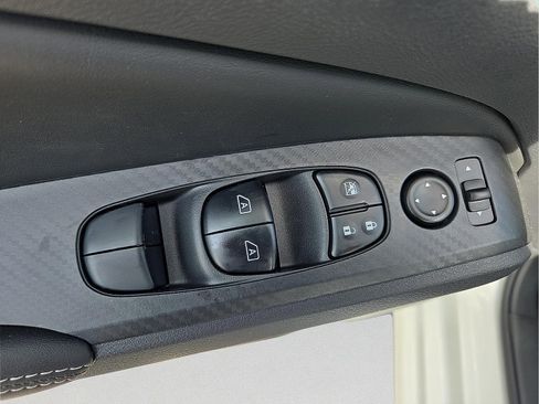 New 2026 Nissan Altima 2.5 SV FWD image 15
