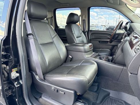 Used 2013 GMC Sierra 1500 Denali AWD/4WD image 24