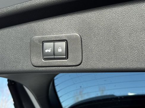 Used 2025 Nissan Murano Platinum image 22