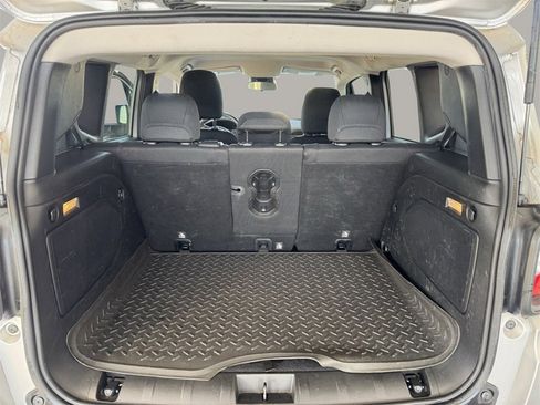 Used 2015 Jeep Renegade Latitude w/ Popular Equipment Group image 24