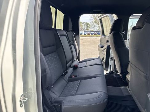 New 2026 Nissan Frontier SV AWD/4WD image 11