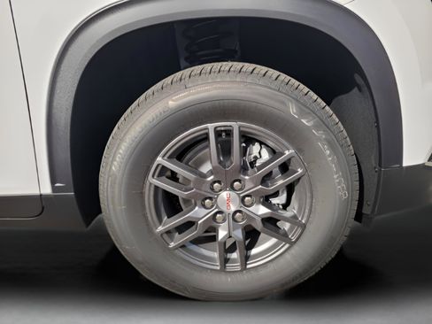 New 2026 GMC Acadia Elevation image 39