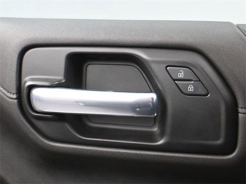 Used 2020 Chevrolet Silverado 1500 LT w/ Convenience Package image 13