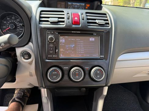 Used 2014 Subaru Forester 2.5i Touring image 18