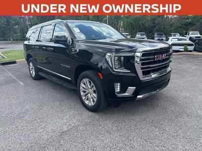 Used 2023 GMC Yukon XL SLT w/ SLT Luxury Package