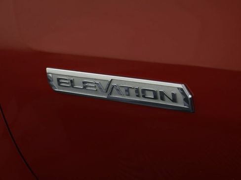 Used 2024 GMC Sierra 1500 Elevation AWD/4WD image 4