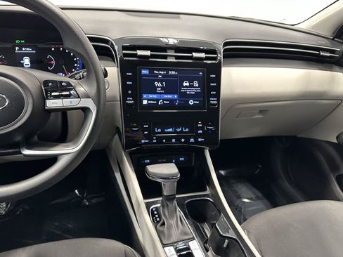 Certified 2024 Hyundai Tucson SEL AWD/4WD image 22