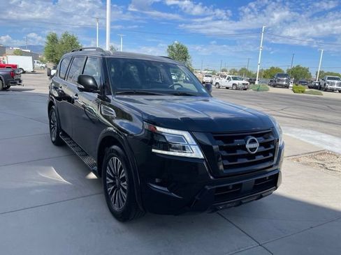 Used 2023 Nissan Armada SL w/ Midnight Edition Package AWD/4WD image 6