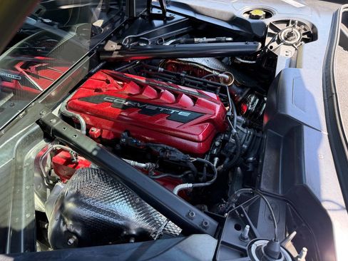 Used 2024 Chevrolet Corvette Stingray Preferred Cpe w/ Z51 Performance Package RWD image 10