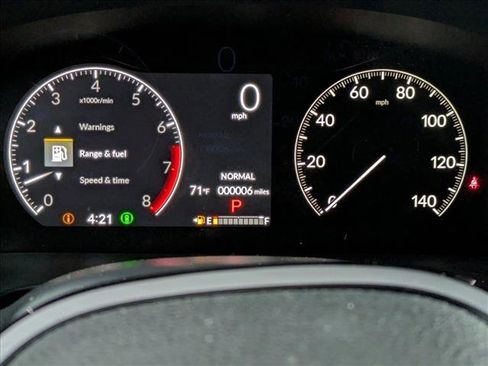 New 2025 Honda Pilot Touring image 11