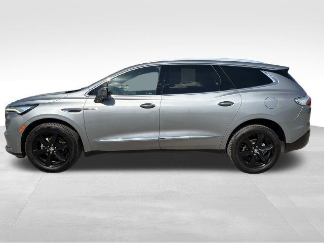 Used 2023 Buick Enclave Essence w/ Experience Buick Package AWD/4WD image 16