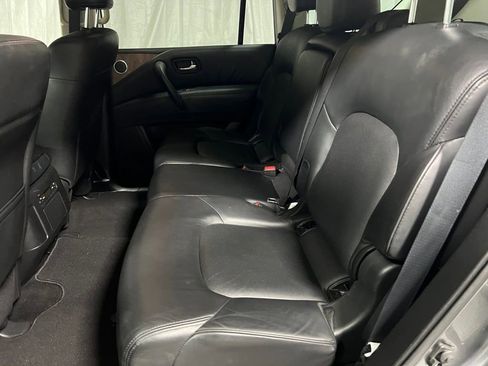 Used 2023 Nissan Armada SL image 19
