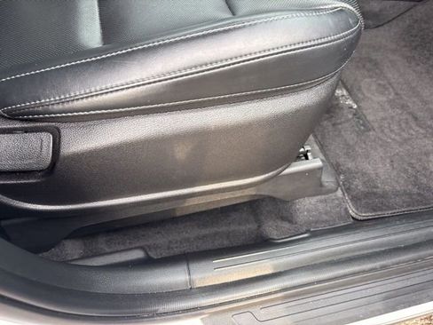 Used 2025 Kia Telluride S image 42