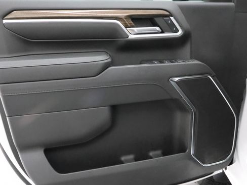 Used 2024 Chevrolet Silverado 2500 LT w/ Z71 Sport Edition image 46