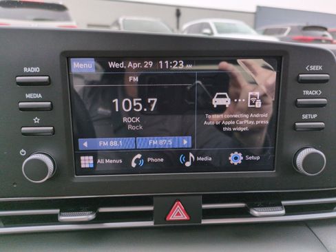 New 2026 Hyundai Elantra SE FWD image 22