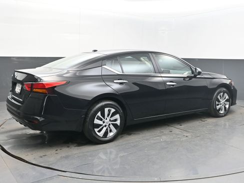 Certified 2025 Nissan Altima 2.5 S image 7