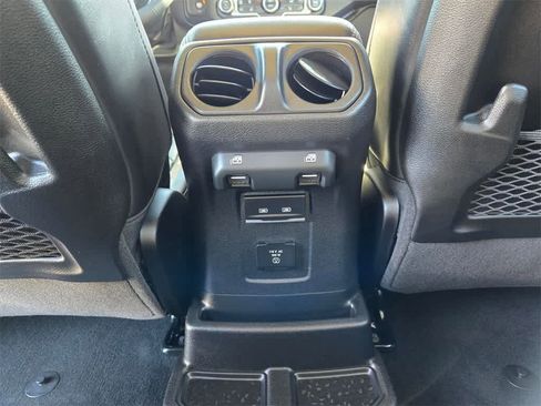 New 2025 Jeep Wrangler Rubicon w/ XTREMEE 35" Tire Package image 10