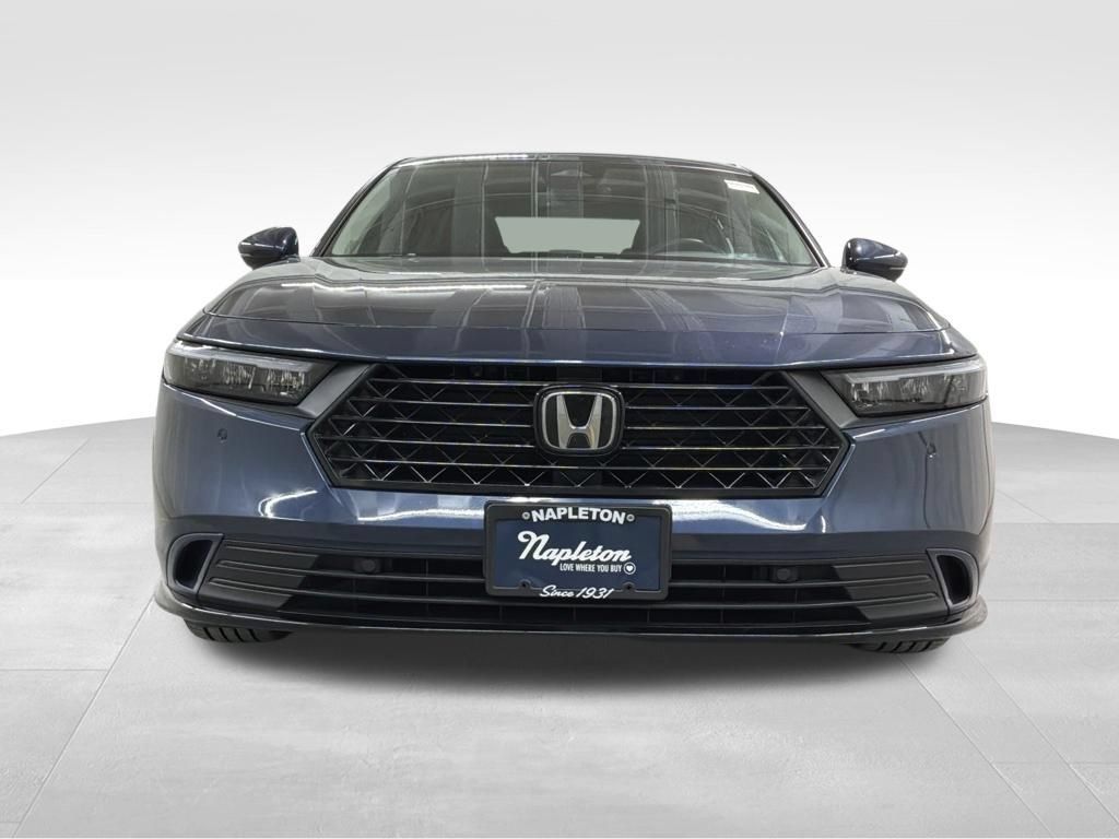 Certified 2025 Honda Accord EX-L image 4