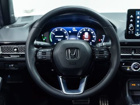 Used 2025 Honda Civic Sport Touring image 14