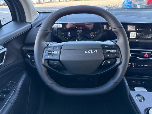 New 2026 Kia Sportage EX image 19