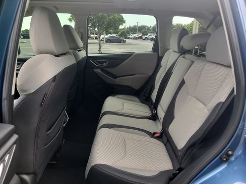 Used 2020 Subaru Forester Premium AWD/4WD image 15