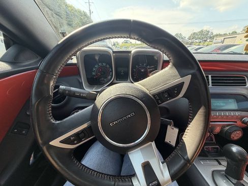 Used 2010 Chevrolet Camaro SS w/ RS Package RWD image 22