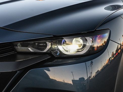 Used 2023 MAZDA CX-50 AWD 2.5 S w/ Cargo Package image 4