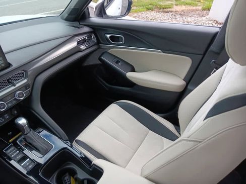 Used 2023 Acura Integra A-Spec image 15