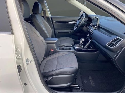 Certified 2023 Kia Seltos S image 31