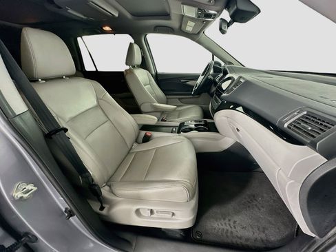 Used 2019 Honda Pilot Elite image 33