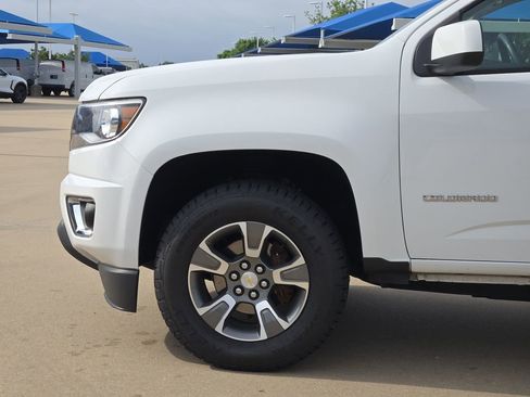 Used 2020 Chevrolet Colorado Z71 AWD/4WD image 27