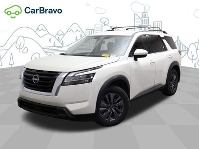 Used 2022 Nissan Pathfinder SV