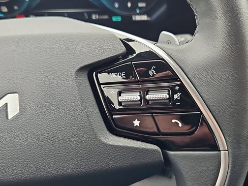 Used 2023 Kia Niro Wind w/ Wind Preserve Package image 10