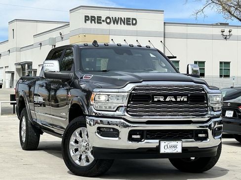 Used 2023 RAM 2500 Limited image 2