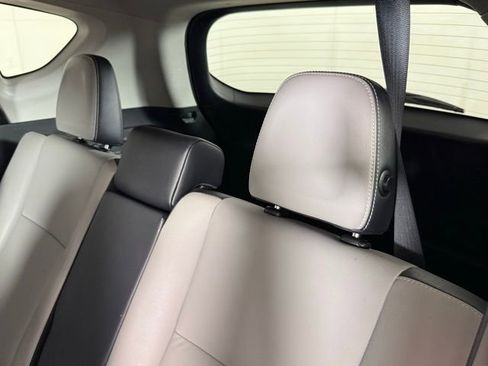 Used 2016 Toyota RAV4 Limited FWD image 24